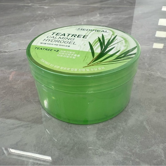 Mediheal Teatree Calming Soothing Hydrogel 300mL - Picture 2 of 10